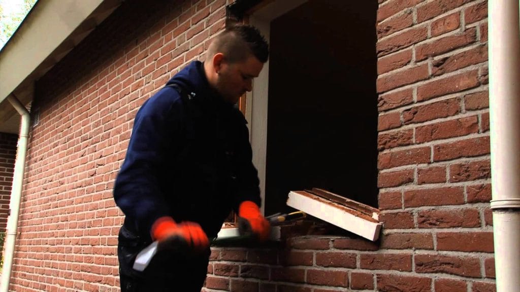 kozijnen-laten-vervangen-door-aannemer