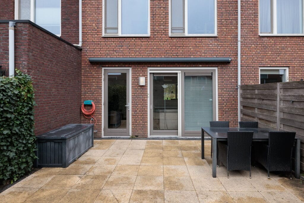 aanbouw laten plaatsen
