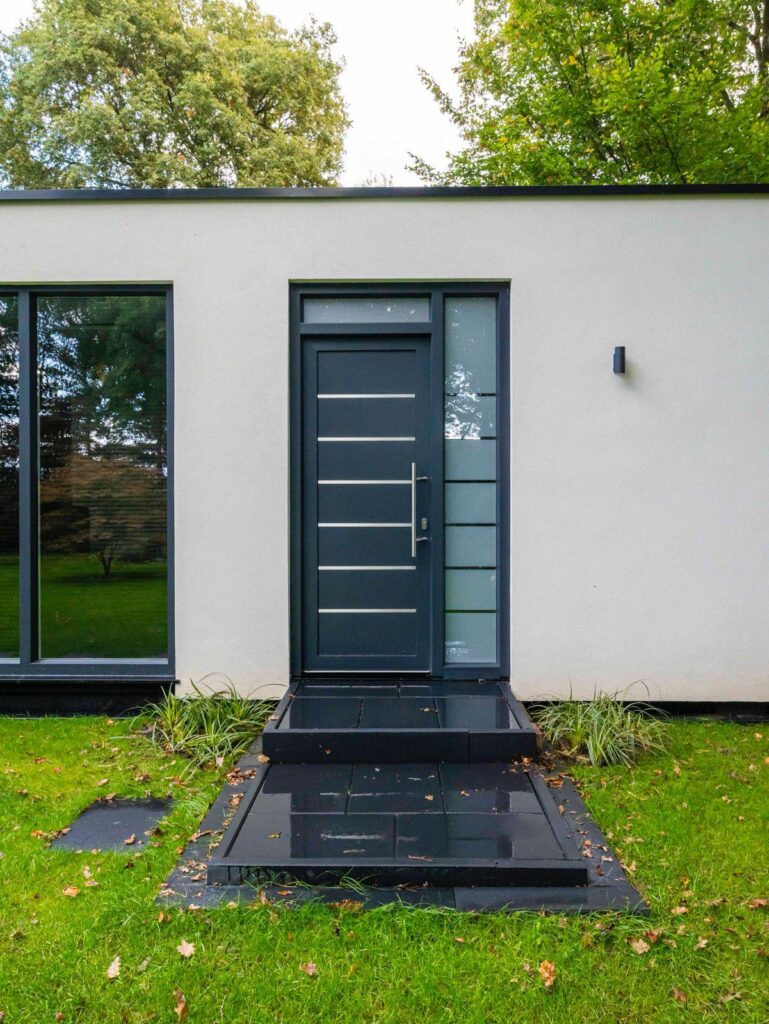 Ingang prefab mantelzorgwoning