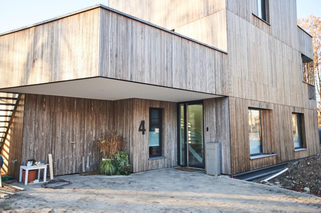 Ingang prefab villa