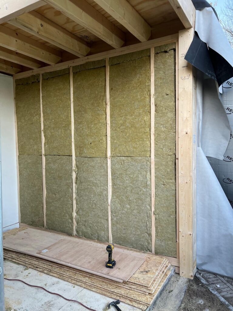 HSB wand met isolatie aanbouw